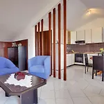 Сasa de vacaciones House With A Parking Space Premantura, Medulin - 22760