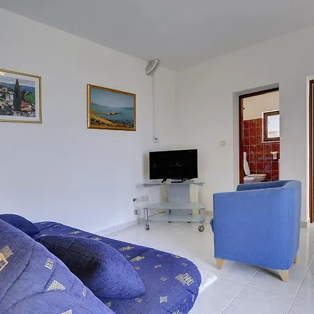 House With A Parking Space Premantura, Medulin - 22760 * 普拉