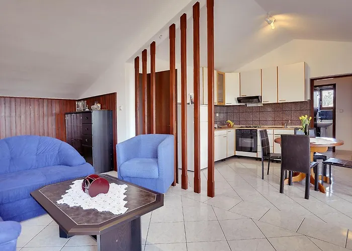 度假居 House With A Parking Space Premantura, Medulin - 22760