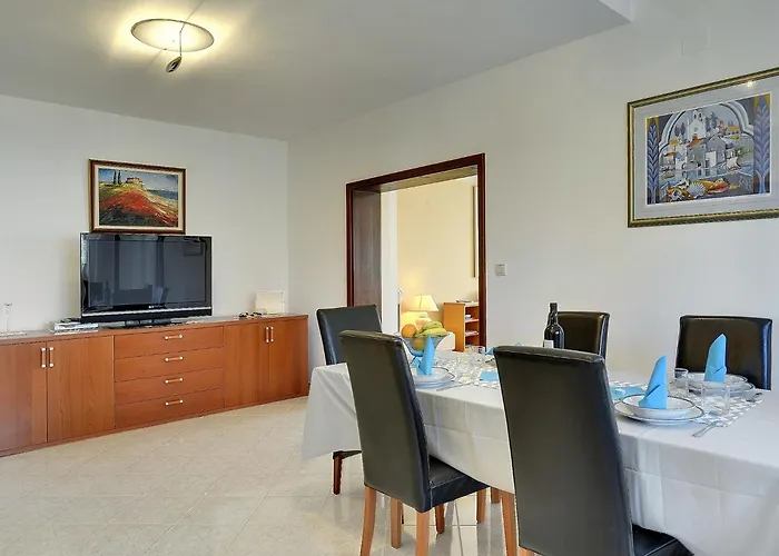 House With A Parking Space Premantura, Medulin - 22760 度假居 普拉