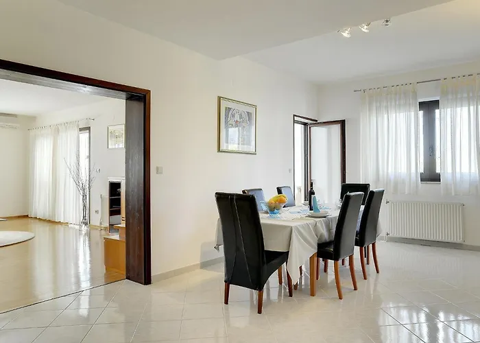 度假居 House With A Parking Space Premantura, Medulin - 22760 *